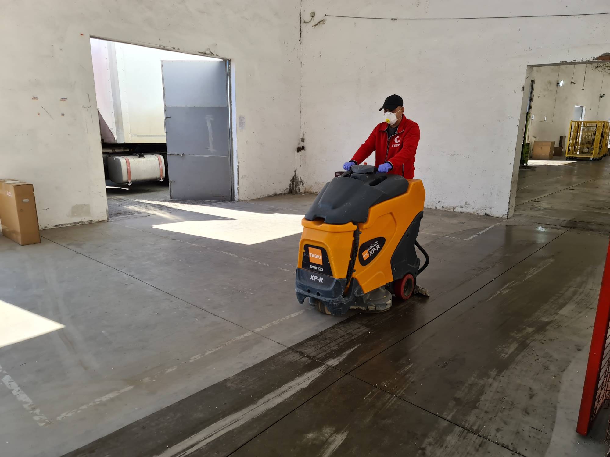 Curățare Birouri și Hale Industriale 3